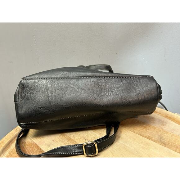 BOC Born Concepts Adjustable Crossbody Purse Black Faux Leather Zip Closure - Picture 5 of 16